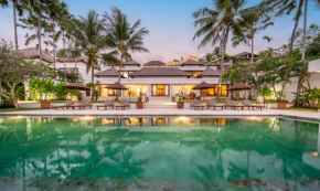 Villa Dahlia, 4 bed Oceanfront Retreat, Candidasa